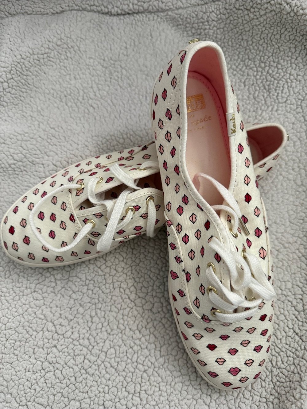 kate spade White Canvas Sneakers with Pink & Red Lip Print
